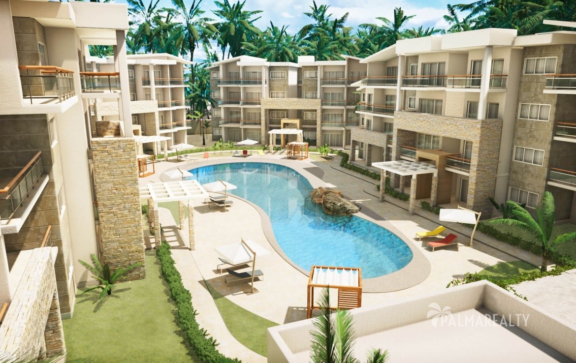 Paseo Playa Coral - внутренний двор с бассейном